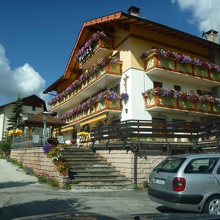 Hotel Millefiori Vigo di Fassa Zewnętrze zdjęcie